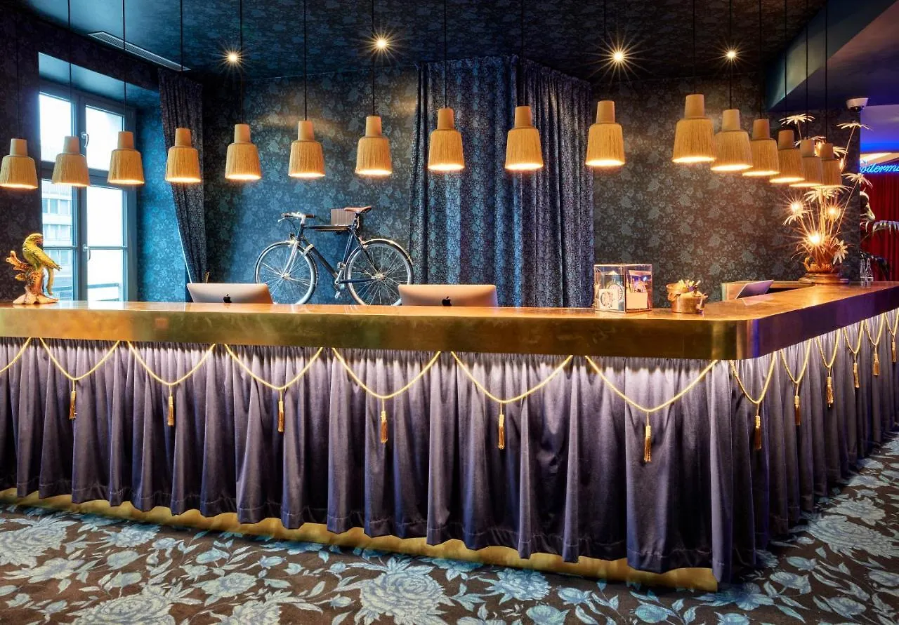 ****  25Hours Hotel The Royal Bavarian München Deutschland
