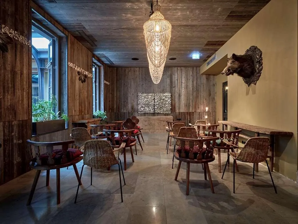 25Hours Hotel The Royal Bavarian Munich