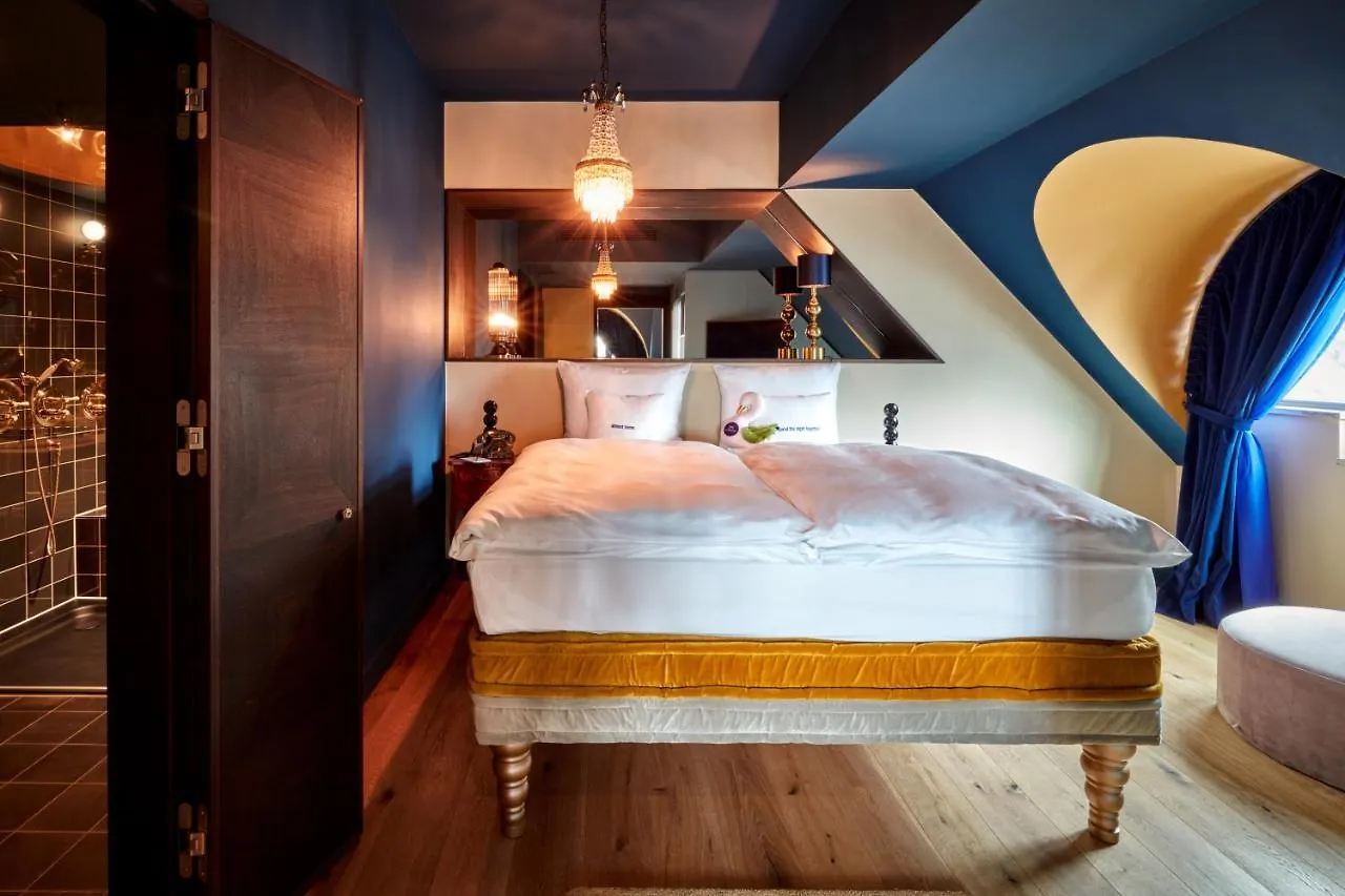 25Hours Hotel The Royal Bavarian Munich